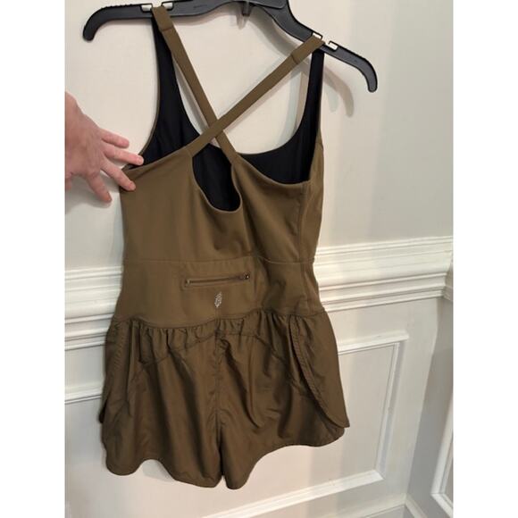 Free People Righteous Runsie Romper Tea Leaves Medium One Piece Workout - Picture 3 of 7